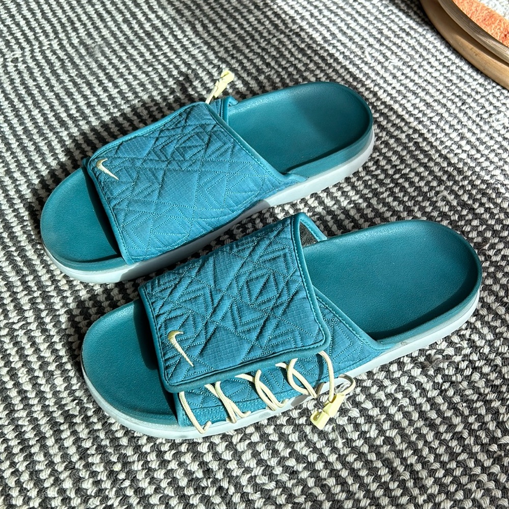 Nike Slides